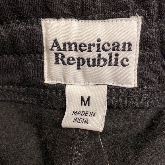 Black American Republic joggers - Picture 3 of 4